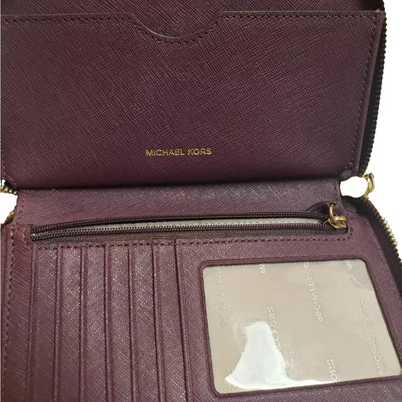 Michael Kors Handbags - Micheal Kors purple wallet